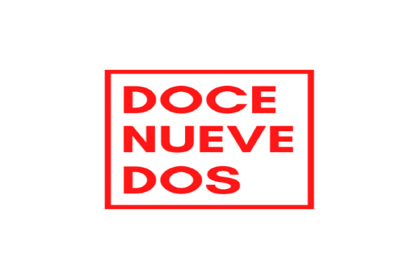 DOCENUEVEDOS ESTUDIO CREATIVO LIMITADA